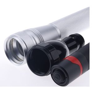 CNC obrábění pouzder baterkových svítilen