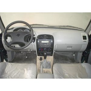 vstřikovaný automobilový přístrojový panel