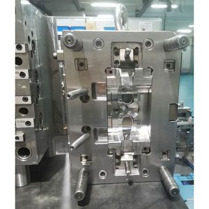 plavecké brýle vstřikovací forma